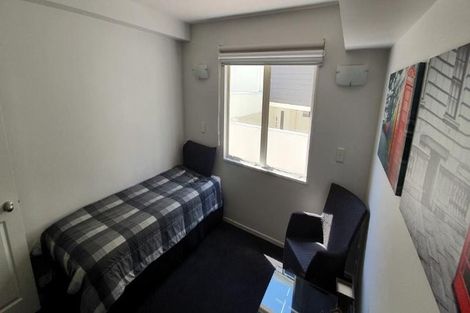 Photo of property in 45 Marine Parade, Mount Maunganui, 3116