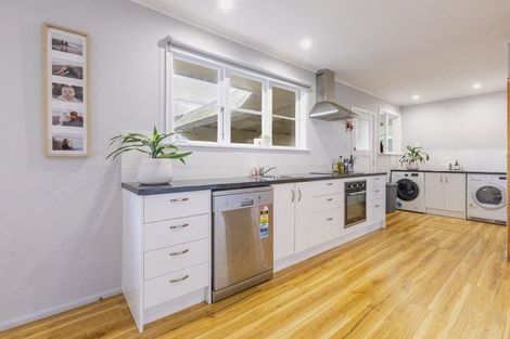 Photo of property in 1/182 Gloucester Street, Taradale, Napier, 4112