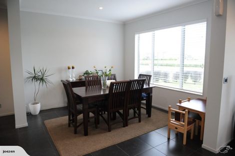 Photo of property in 11 Fountain Avenue, Karaka, Papakura, 2113