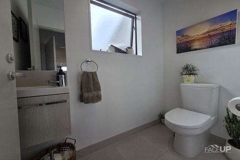 Photo of property in 78 Hobsonville Point Road, Hobsonville, Auckland, 0616