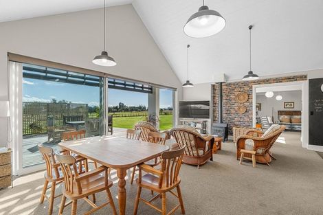 Photo of property in 104 White Rock Road, Martinborough, 5781