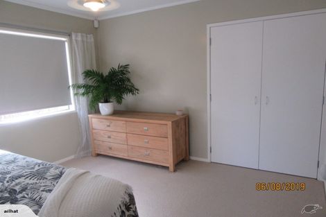 Photo of property in 2/24 Rosier Road, Glen Eden, Auckland, 0602