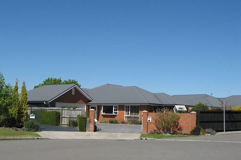 Photo of property in 18 Dawson Douglas Place, Kaiapoi, 7630