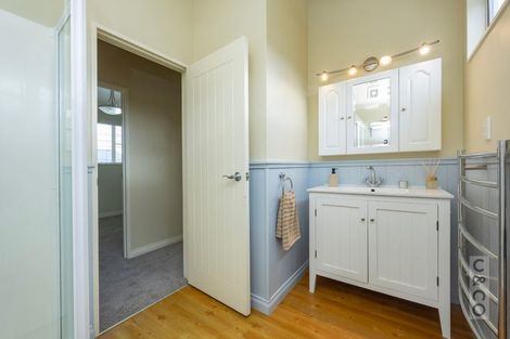 Photo of property in 5 Cambridge Road, Riverhead, 0820