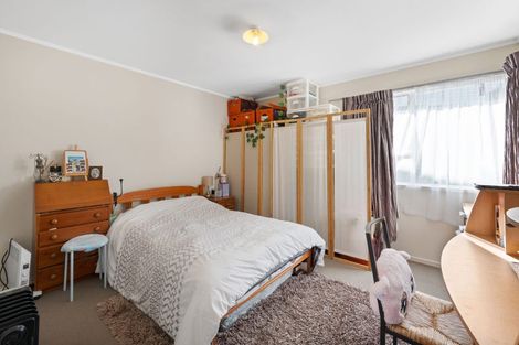 Photo of property in 70 Priestley Drive, Bucklands Beach, Auckland, 2014