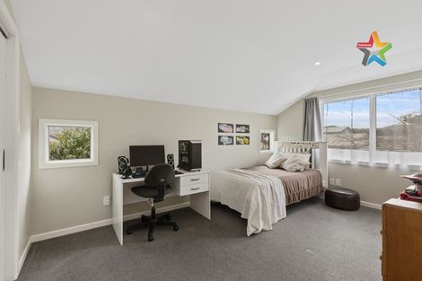 Photo of property in 27a Hardy Street, Waterloo, Lower Hutt, 5011