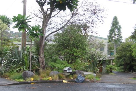 Photo of property in 62 Tainui Road, Titirangi, Auckland, 0604