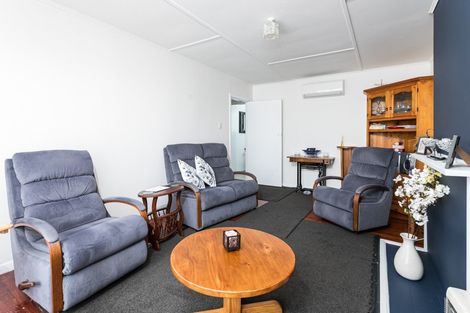 Photo of property in 11 Savage Crescent, Waipukurau, 4200