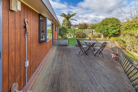 Photo of property in 10 Dellys Grove, Levin, 5510