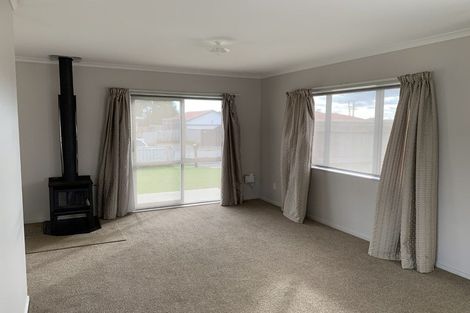 Photo of property in 26 Cobham Street, Levin, 5510