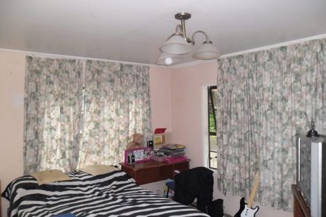 Photo of property in 19 Hiwihau Place, Glenfield, Auckland, 0629