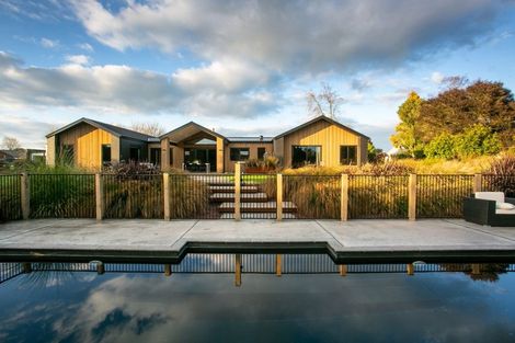 Photo of property in 3/45 Saint Kilda Road, Cambridge, 3434