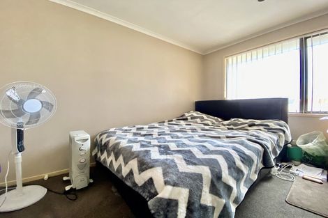 Photo of property in 35 Coronation Road, Papatoetoe, Auckland, 2025