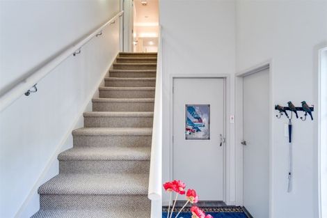 Photo of property in 6a Kokako Place, Taradale, Napier, 4112