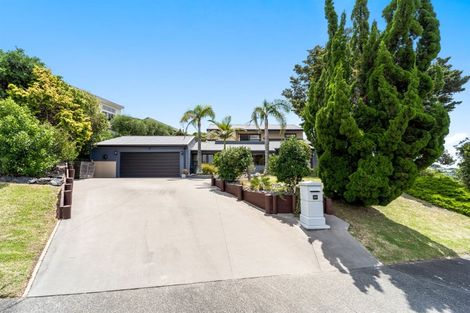 Photo of property in 32 Layton Road, Manly, Whangaparaoa, 0930
