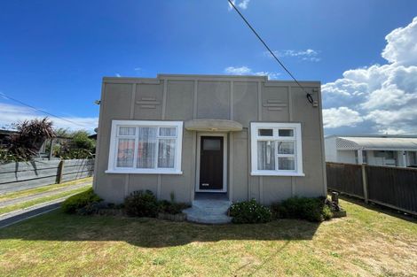 Photo of property in 125 Seabury Avenue, Foxton Beach, Foxton, 4815