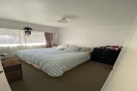 Photo of property in 2/219 Forrest Hill Road, Forrest Hill, Auckland, 0620