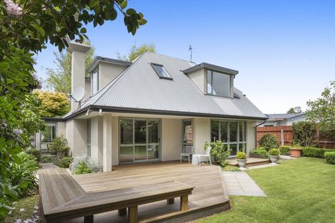 Photo of property in 23 Glenharrow Avenue, Avonhead, Christchurch, 8042