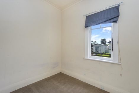 Photo of property in 10 Kahikatea Drive, Kinloch, Taupo, 3377