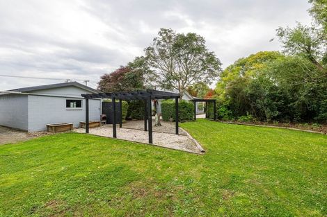 Photo of property in 87 Timaru Road, Waimate, 7924