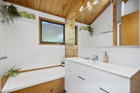 Photo of property in 6 Lester Heights Drive, Woodhill, Whangarei, 0110