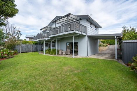 Photo of property in 13 Houhere Place, Pukete, Hamilton, 3200
