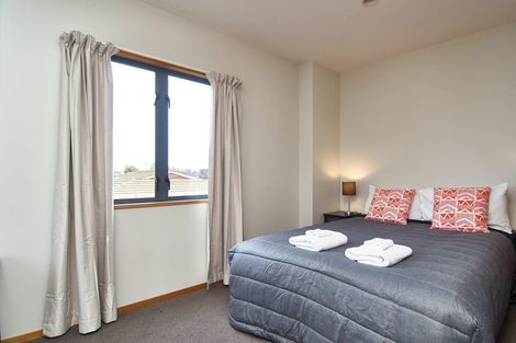 Photo of property in 40b Picton Avenue, Riccarton, Christchurch, 8011