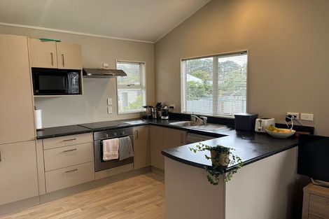 Photo of property in 15 Kiwi Avenue, Forest Lake, Hamilton, 3200