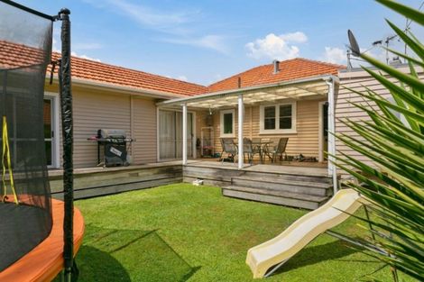 Photo of property in 85 Grey Street, Cambridge, 3434