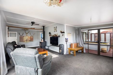 Photo of property in 10 Miranda Street, Stratford, 4332