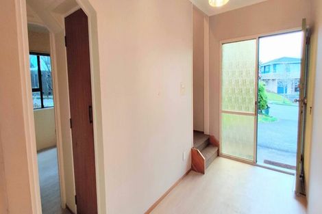 Photo of property in 41 Miltonia Avenue, Te Atatu South, Auckland, 0610