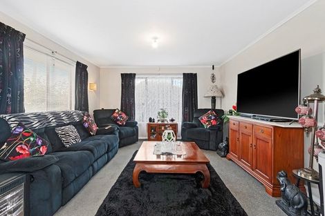Photo of property in 19 Rowses Road, Aranui, Christchurch, 8061