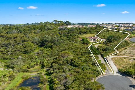 Photo of property in 27 Living Stream Road, Albany Heights, Auckland, 0632