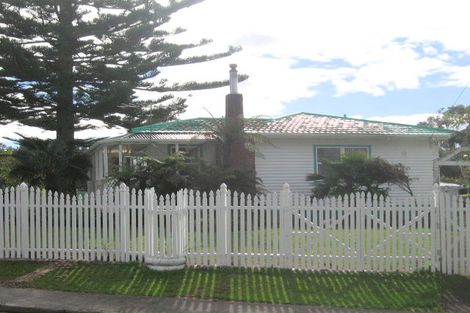 Photo of property in 1/34a Helena Street, Massey, Auckland, 0614