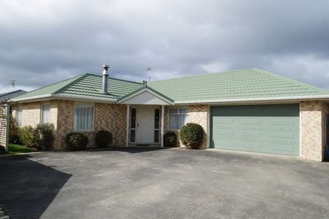 Photo of property in 9 Greenaway Road, Waikanae, 5036