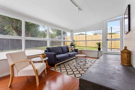 Photo of property in 3/142a Great South Road, Manurewa, Auckland, 2102