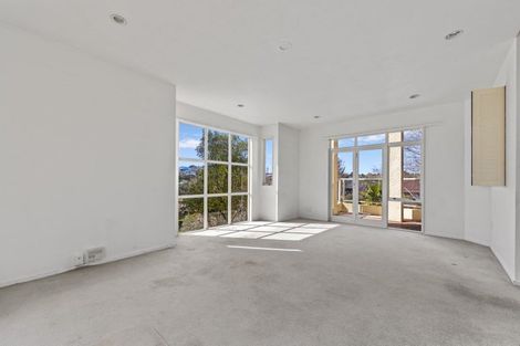 Photo of property in 3 Pentland Place, Highlands Park, New Plymouth, 4312