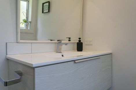 Photo of property in 4/142 Mapara Road, Acacia Bay, Taupo, 3385