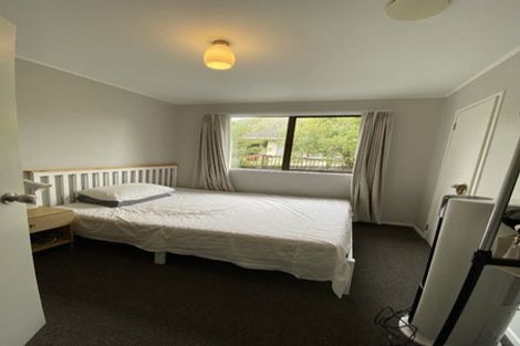 Photo of property in 94 Lancaster Road, Beach Haven, Auckland, 0626