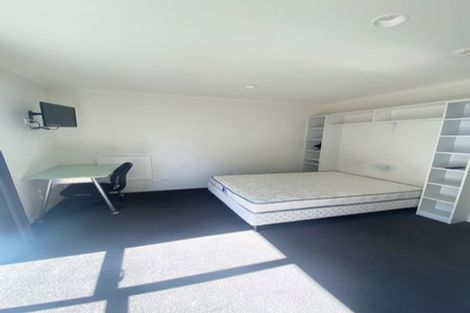 Photo of property in 54u2 May Street, Hamilton East, Hamilton, 3216