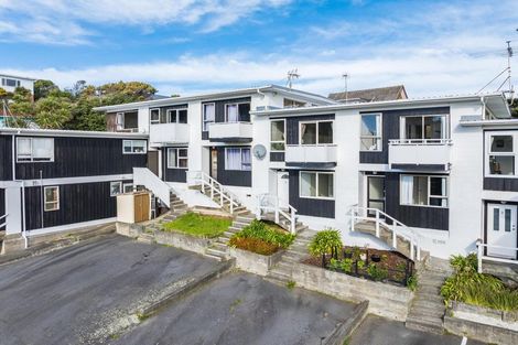 Photo of property in 5/12 Thornley Street, Titahi Bay, Porirua, 5022