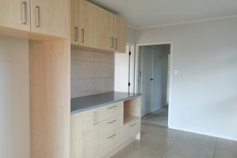 Photo of property in 10 Eugen Place, Bayview, Auckland, 0629