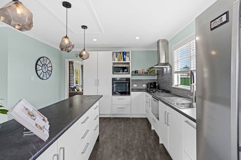 Photo of property in 23 Tasman Street, Levin, 5510