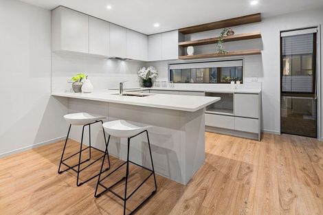 Photo of property in 2c Fowler Street, Northcote, Auckland, 0627