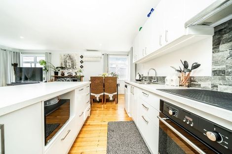 Photo of property in 26 Valley Road, Hikurangi, 0114