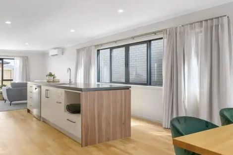 Photo of property in 17 Kakariki Lane, Rototuna North, 3210