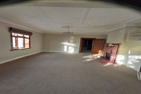 Photo of property in 142 Russell Terrace, Berhampore, Wellington, 6023