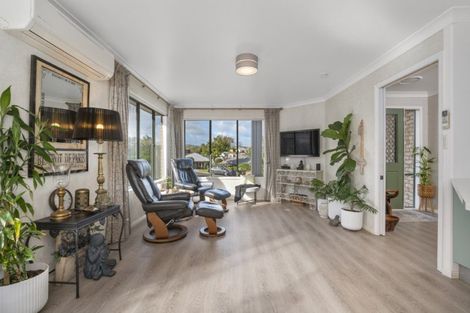 Photo of property in 19 Marire Drive, Ohauiti, Tauranga, 3112