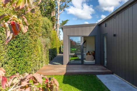 Photo of property in 13 Oates Place, Greytown, 5712