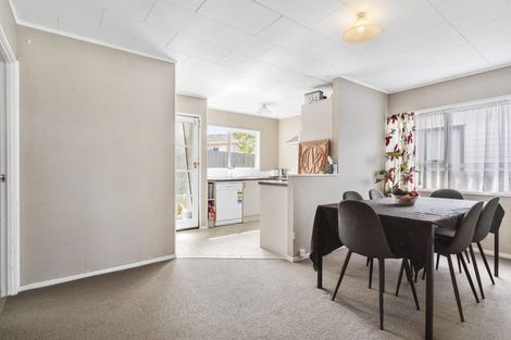 Photo of property in 52 Keegan Drive, Massey, Auckland, 0614